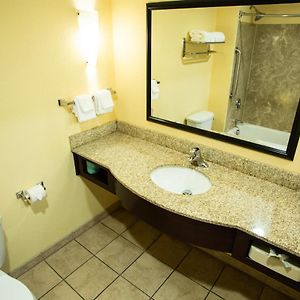 Double Suite Two Double Beds Non-Smoking